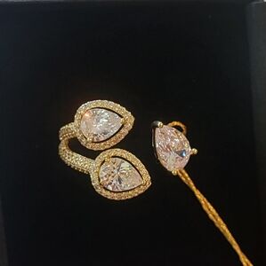 Eye Candy Gold and Rhinestones  Teardrop Ring